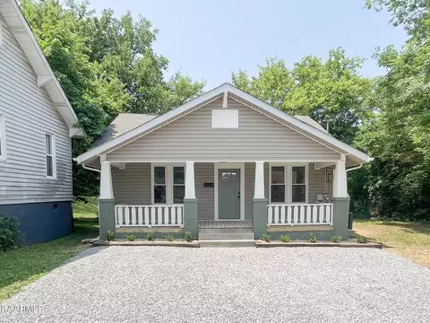 1604 Reynolds St, Knoxville, TN 37921