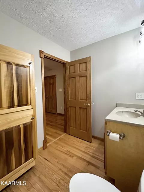 401 Den Ln, Heiskell, TN 37754 photo 22