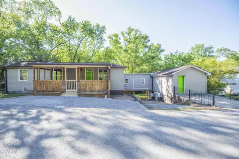 1106 England Dr, Knoxville, TN 37920