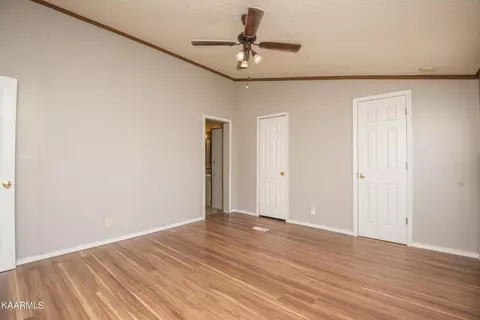 562 Verdun Rd, Oneida, TN 37841 photo 19