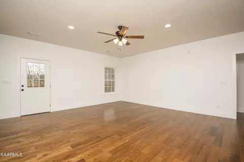 484 Combs Rd, Rutledge, TN 37861 photo 8