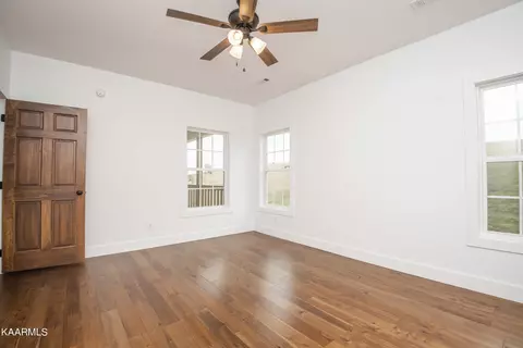 484 Combs Rd, Rutledge, TN 37861 photo 17