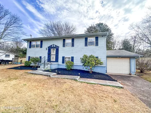 11052 Farr Dr, Knoxville, TN 37934