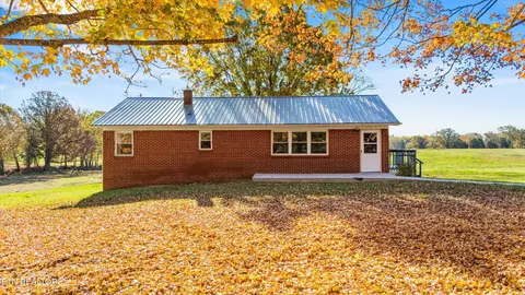 1703 Talbott Kansas Rd, Talbott, TN 37877 photo 2