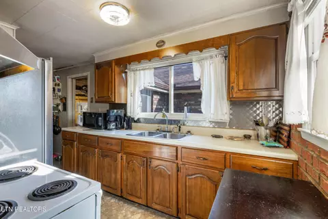 4110 Roberts Rd, Corryton, TN 37721 photo 17