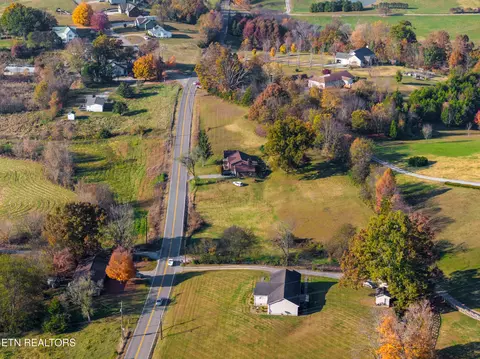 4110 Roberts Rd, Corryton, TN 37721 photo 7