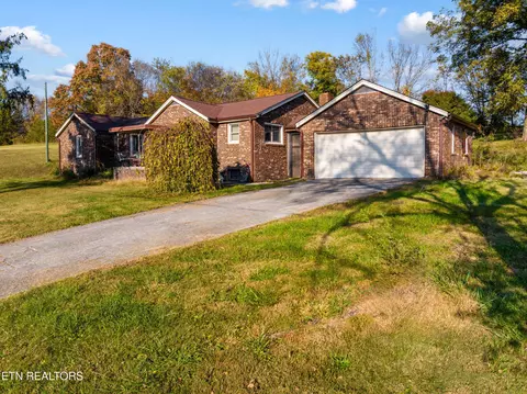 4110 Roberts Rd, Corryton, TN 37721 photo 2