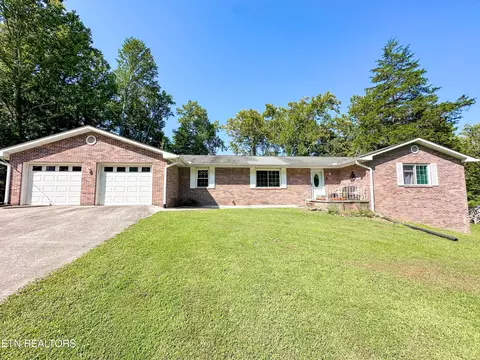 112 Baypath Dr, Oak Ridge, TN 37830