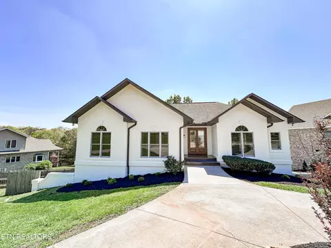6938 Lake Bluff Ct, Knoxville, TN 37920