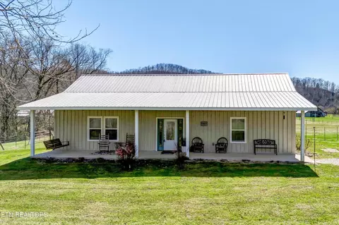 162 Floyd Jeffers Rd, Huntsville, TN 37756