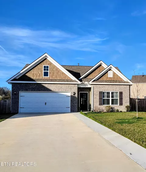 1156 Beacon Rd, Sevierville, TN 37876