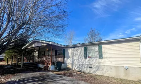 2942 Kathy Dr, Kodak, TN 37764