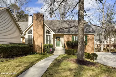 1128 Harrogate Dr, Knoxville, TN 37923