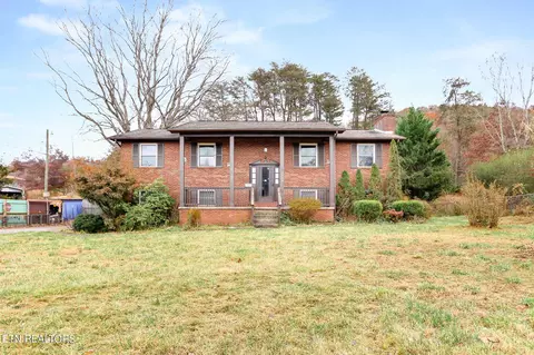 1008 Tarklin Valley Rd, Knoxville, TN 37920