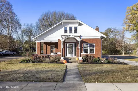 3201 Clearview St, Knoxville, TN 37917