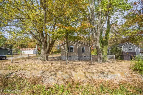 2230 SE Buchanan Rd, Cleveland, TN 37323