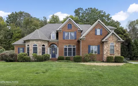 1808 Clingman View Dr, Alcoa, TN 37701