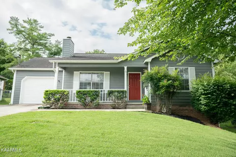 816 Summerdale Dr, Knoxville, TN 37934