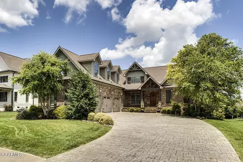 630 Stone Villa Ln, Knoxville, TN 37934