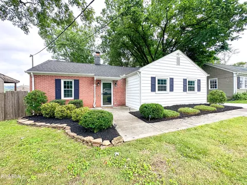 2907 Lowe Rd, Knoxville, TN 37918