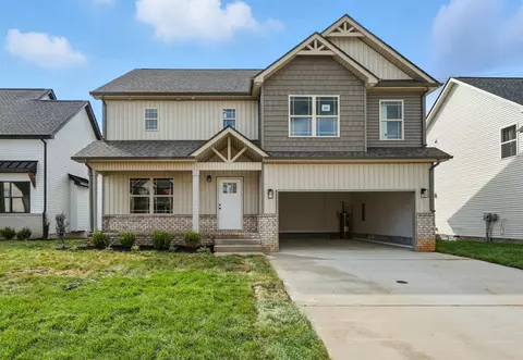 1721 Heritage Dr, Clarksville, TN 37043