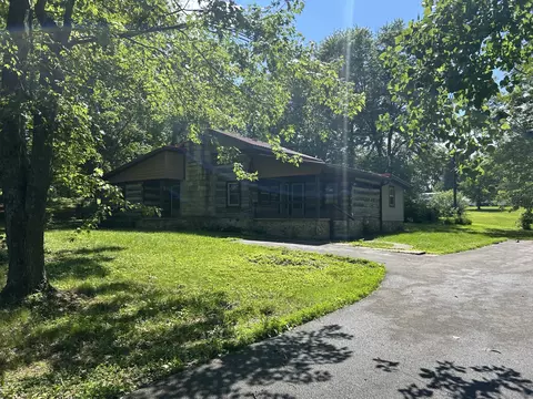 1207 Blackjack Rd, Franklin, KY 42134