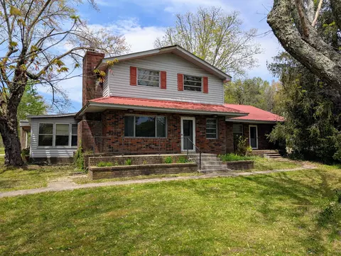 215 Rutledge St, Tracy City, TN 37387