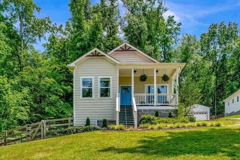 2639 Distillery Rd, Greenbrier, TN 37073