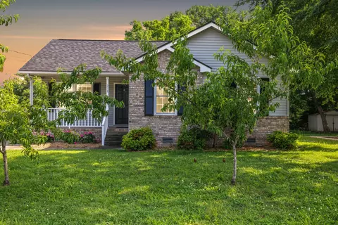 218 Westlynn Dr, Lebanon, TN 37087
