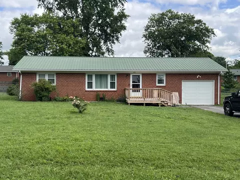 350 Lagoon Dr, Mcminnville, TN 37110