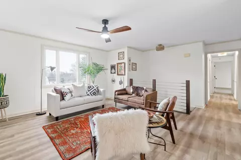 1019 Hillshire Dr, Clarksville, TN 37043