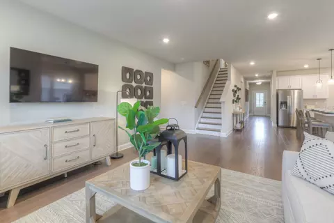 Entry Way - 3826 Hallanday Dr, Murfreesboro, TN 37128 photo 2 of 2