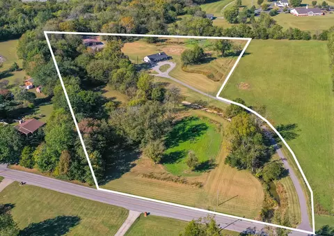 1300 Powell Grove Rd, Lebanon, TN 37090