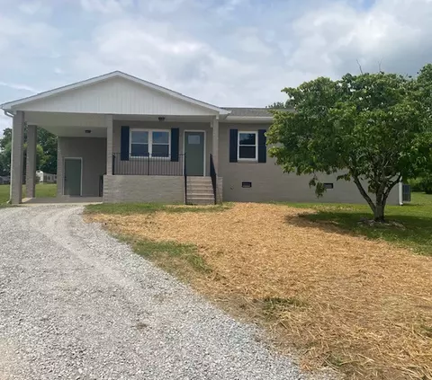 112 Lowell Dr W, Fayetteville, TN 37334