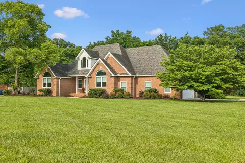 102 Janice Dr, Murfreesboro, TN 37128