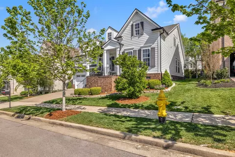807 Caledonian Ct, Franklin, TN 37064
