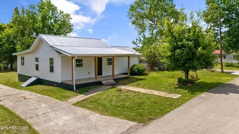 2021 3rd Rd, Knoxville, TN 37914