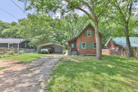 121 Rainbow Cir, Columbia, TN 38401