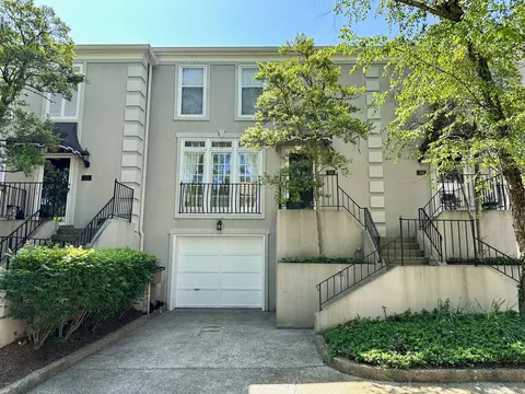 110 Saint Charles Pl, Nashville, TN 37212