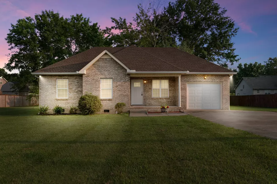 Exterior - 109 Megann Dr, Portland, TN 37148 photo 7 of 7