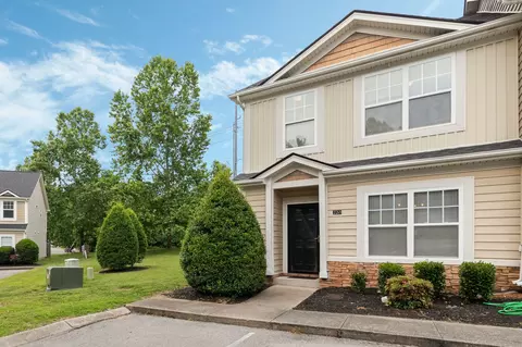 1515 Bridgecrest Dr #220, Antioch, TN 37013