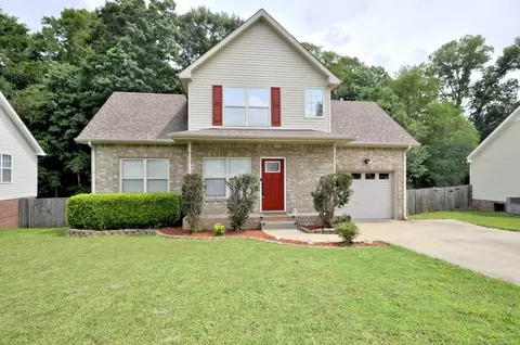 2577 Centerstone Cir, Clarksville, TN 37040