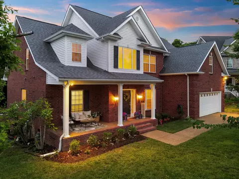 146 Fieldcrest Cir, Hendersonville, TN 37075