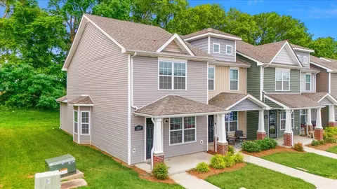 227 Alexander Blvd, Clarksville, TN 37040
