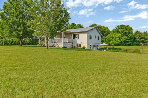 4250 Standing Rock Rd, Jamestown, TN 38556