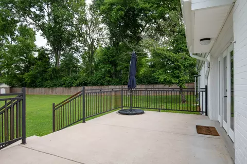 Exterior - 788 E Main St, Gallatin, TN 37066 photo 6 of 14