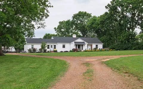 Exterior - 788 E Main St, Gallatin, TN 37066 photo 14 of 14