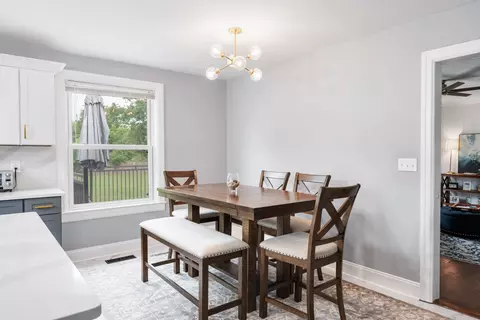 Dining - 788 E Main St, Gallatin, TN 37066 photo 1 of 2