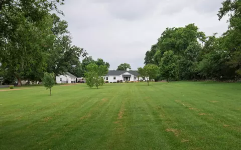 Exterior - 788 E Main St, Gallatin, TN 37066 photo 13 of 14
