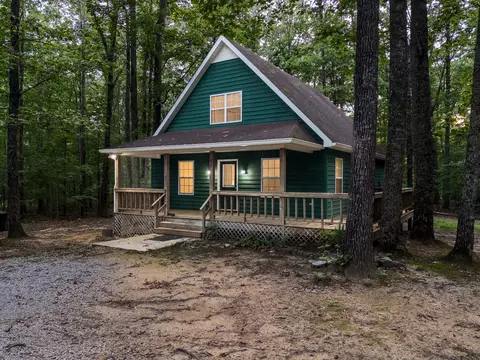 88 Gudger Rd, Sewanee, TN 37375